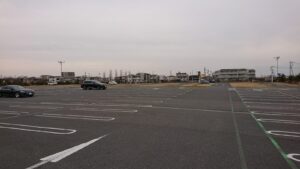 イオンレイクタウンアウトレットQ駐車場