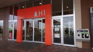 イオンレイクタウンMori駐車場H1出入口