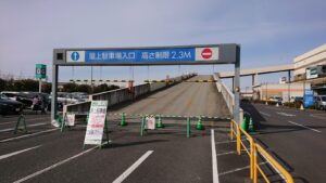 イオンレイクタウンmori 屋上駐車場入り口