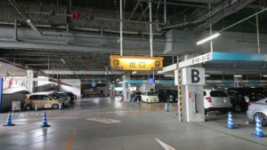 イオンレイクタウンKAZE駐車場案内看板