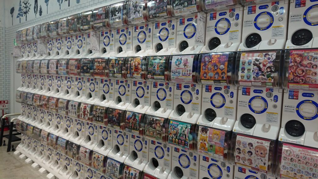 レイクタウン館内にあるガチャガチャの様子