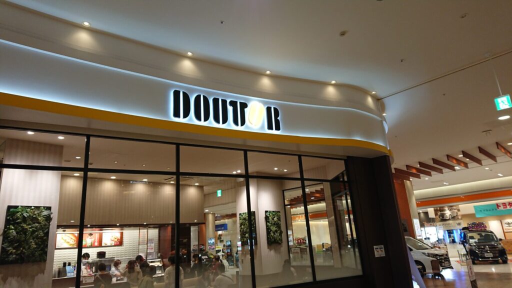 レイクタウン館内にあるドトールの様子